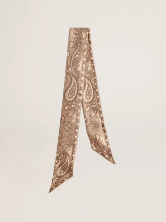 band aus taubengrauem seidentwill mit paisley muster 1 330x440 - Band aus taubengrauem Seidentwill mit Paisley-Muster